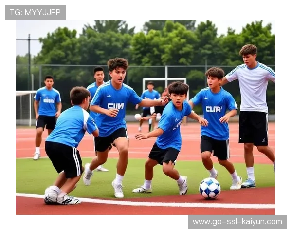 阿贾克斯青年军活力四射：青训之路与梦想成长