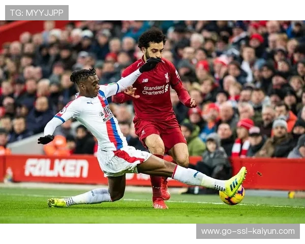 曼联万-比萨卡单防能力依旧绝佳